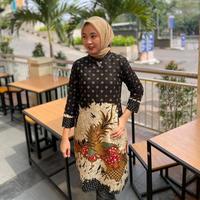 Gambar OKmusllim- Tunik Batik Motif Kaswari Bahan Katun Model Resleting Belakang Kain Kombinasi Hitam ( tangan random ) dari tkoai undefined 2 Tokopedia