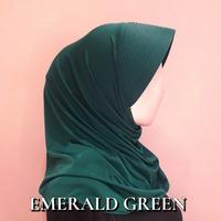 Gambar Hijab kerudung jilbab instan sorong bergo kerja kantor olahraga spoty OKT(2) dari alindaaz undefined 4 Tokopedia