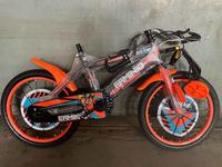 Gambar SEPEDA ANAK LAKI-LAKI BMX 12, 16 ,18 INCH ERMINIO BARANG BAGUS !! dari ibu enda asesoris undefined 4 Tokopedia
