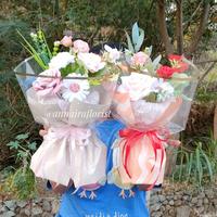 Gambar buket bunga style tinggi kurang lebih 30 cm - Putih dari oneusstore undefined 1 Tokopedia