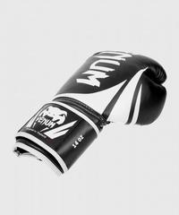 Gambar VENUM CHALLENGER 2.0 BOXING GLOVES - BLACK/WHITE - d5af dari erdiana87 undefined 3 Tokopedia