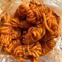 Gambar Mie Gulung Kemasan 500Gr (Camilan) Jago Ngemil Mie Gulung Pedas Daun Jeruk Mie Gulung Original Daun Jeruk Camilan Pedas Jajan Viral Sr56 - Original, 250gram dari sr56 undefined 1 Tokopedia