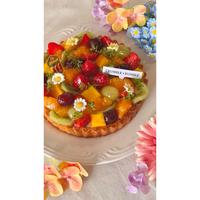 Gambar CRUMBLE RUMBLE Fruit tart / Fruit pie / Pie buah / Korean cake / Fruit cake dari arterta undefined 3 Tokopedia