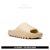 Gambar Sandal Yeezy Slide Bone White Slides - Bone, 36 dari Panda Sneakers ID undefined 2 Tokopedia