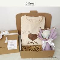 Gambar HAMPERS SWEATER CEWEK WANITA BUNGA DOMPET BOTOL MINUM BONEKA JEKET JACKET BAJU PREMIUM KADO GIFT BOX HADIAH ULTAH ULANG TAHUN BIRTHDAY WISUDA GRADUATION SEMPRO SIDANG CEWE PACAR TEMAN MURA dari PuraVida_ undefined 5 Tokopedia