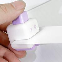Gambar Single Hole Paper Hole Punch Small Mini Binder Punch Creative DIY Manual Circle Cutter Portable Binding Stationery Supplies dari Tanjaya Berkah undefined 3 Tokopedia