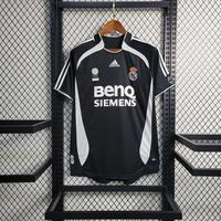 Gambar Live 2 Player Issue Baju Bola Jersey Real Madrid Away Retro 2006 2007 Jersey Retro Jersey dari Celinya Official undefined 4 Tokopedia