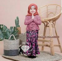 Gambar Set Shireen 7 WARNA Kids Kebaya Brukat Cord Tulang Anak & Rok Batik Duyung 7 Warna Set Shiren KEBAYA ANAK KARTINI dari casazaka undefined 4 Tokopedia