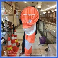 Gambar Windsock Orange Putih / Arah Mata Angin / Petunjuk Arah Mata Angin dari Haeng Ja Store undefined 3 Tokopedia
