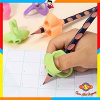 Gambar SMS Alat Menulis Anak Tk Alat Bantuan Menulis Pencil Grip Alat Bantu Tulis Anak Belajar Menulis Latihan Menulis 3jari Silikon Pensil Pen Holder Anak Perangkat Koreksi Postur dari BARIKIN PACUL88 undefined 1 Tokopedia