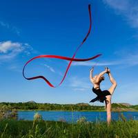 Gambar Pita senam ritmik tongkat twirling 2m Twirling Satin + Tongkat Twirling Pita balet Senam Ritmik Alat peraga latihan senam profesional dari Galon shop456 undefined 3 Tokopedia