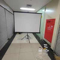 Gambar Screen Projector Tripod 100" Ratio 16:9 Wide Screen - Layar Proyektor 100" Inch Stand Tripod dari Digital Screen Proyektor undefined 2 Tokopedia