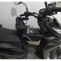 Gambar Boncengan Motor Anak Jok dengan Desain Khusus untuk Kenyamanan dan Keamanan Berpergian Bersama Anak - hitam polos, FINO, MIO GT, MIO 125, XEON, SPACY, NEX, SKYWAVE - hitam polos, FINO, MIO GT, M dari WINKEL andien undefined 1 Tokopedia