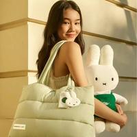 Gambar [DISKON] Miffy x Starbucks Puffer Totebag | Tas Puffer Miffy Starbucks [TERLARIS] dari Tabitha store 2910 undefined 1 Tokopedia