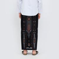 Gambar Sarung ATLAS Favorit 525 Kembang Motif BHS A4 PSA 02 Hitam Orange - Hitam dari Sarung Atlas undefined 4 Tokopedia