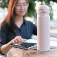 Gambar Thermos Vacuum Insulated One Push Tumbler - 500ml - Pearl Blue dari Thermos Indonesia undefined 4 Tokopedia