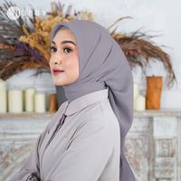 Gambar Nobby Hijab Uzma Scarf 1 Jilbab Bahan Paris Voal Motif Polos Kerudung Segi Empat Muslim - Hijau C dari Nobby_NEW undefined 4 Tokopedia