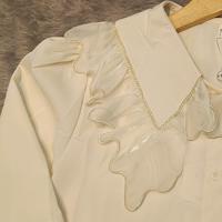 Gambar ESSE BLOUSE VINTAGE KOREA dari esse.id03 undefined 3 Tokopedia