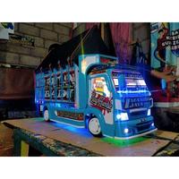 Gambar Miniatur truk oleng kayu asli jumbo new Wahyu abadi Rendi Andika full fariasi lampu leed dan terpal besar 42 cm - Not Specified dari JON TOYS_NEW undefined 1 Tokopedia