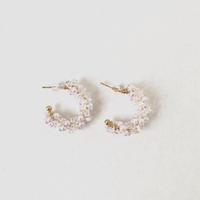 Gambar White Mode Aresya Earings - White and Gold dari WHITE MODE undefined 2 Tokopedia