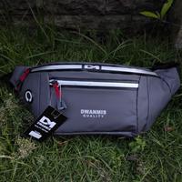 Gambar DISTRO Merk DM original Tas Pria Sling Bag Parasut // Tas selempang Pria Water Proff Best Quality - DM4 Abu dari Toko Grosir Surabaya undefined 5 Tokopedia