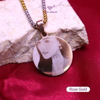 Gambar Kalung / Liontin Custom FOTO Motif Bulat Laser Perhiasan Titanium BF01 - SIlver, 1 Sisi, 20MM dari YAXIYA JEWELRY undefined 5 Tokopedia