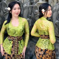 Gambar Kebaya Bali metalik glossy - Ijo sandat, M dari Kadek bussana undefined 5 Tokopedia