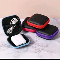 Gambar Pouch Serbaguna/Dompet Charger Kabel - Merah Kecil dari AndroidShop undefined 4 Tokopedia