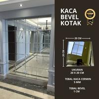 Gambar ASLI KACA CERMIN BEVEL 20cm x 20cm, Tebal 5mm - 20x20 BEVEL-KOTAK dari NirwanaInterior undefined 3 Tokopedia