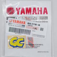 Gambar Emblem / Sticker 155 NMax Warna Merah Yamaha NMax Merah Original dari Yamaha Gerbang Cahaya undefined 1 Tokopedia
