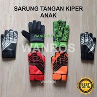 Gambar Sarung Tangan Kiper Anak Terlaris Kualitas Terbaik Nyaman Dipakai & Proses Best Quality Control Motif Terbaru Best Seller - SD, Hitam dari Wanros_NEW undefined 3 Tokopedia