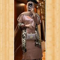 Gambar Baju basiba bahan kawasaki dengan batik tanah liek - atasan saja, hitam, M dari anugerahsulamannbordir undefined 4 Tokopedia