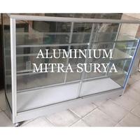 Gambar Etalase 1,5m 2m Etalase Roda Kaca Aluminium Dagang Jual Konter Warung Toko Ruko 150cm 200cm 1,5 meter 2 meter Tangerang Jakarta - 150x40x100 dari MAKE CALANA undefined 1 Tokopedia