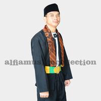 Gambar Baju pangsi Betawi / Baju Pitung /stelan baju sama peci/stelan baju pangsi dewasa Pria - merah, S dari Alfia Muslim Collection undefined 2 Tokopedia