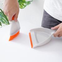Gambar AZKO Sapu Dan Pengki Mini - Oranye Abu Abu Floor Cleaner Set Sapu Dan Serokan Lantai Kecil Broom And Dust Pan Alat Kebersihan Cleaning Tool dari AZKO ID undefined 3 Tokopedia