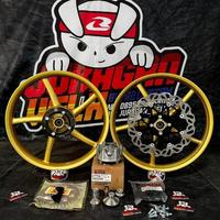 Gambar READY !!! wheelset velg copy rcb merk VROSSI sanca pnp crf dtrackek klx wr gtr cbr cb150r old cb150r tiger revo, supra 125 dd sonic racingboy - 160-160 Putih, Cbr/cb150r led - 160-160 Gold, Dtracker dari MANTUL STORE03 undefined 1 Tokopedia