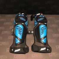 Gambar Pelindung Lutut Knee Guard Leatt 3D Long Biru Hijau Merah dan Putih dari Cemerlang6Brothers undefined 3 Tokopedia