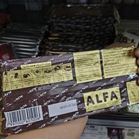 Gambar ALFA COKLAT COMPOUND HITAM 500GR / ALFA GARIS C BLOK DARK 24 X 500GR dari APIK PACKAGING undefined 5 Tokopedia