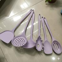 Gambar Sutil set silikon 6in1 bahan tebal dan tahan panas (Dapat 6 Pcs seperti gambar)  Kitchenware - ungu lilac dari Toko aman shop undefined 2 Tokopedia