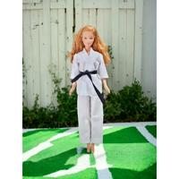 Gambar Yuzia116 - Baju Karate mainan untuk boneka barbi (hanya baju)  baju untuk boneka berbi boneka bjd boneka yuna made by Yuzia Collection untuk boneka barbieee - Putih, Standart(Kurus) dari Yuzia Collection undefined 2 Tokopedia