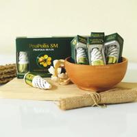 Gambar Salep Untuk Mengatasi Telapak Tangan Kering Dan Kasar, Kuman Air, Kulit Tangan Melepuh Mengelupas, Menghaluskan Kulit Telapak Tangan, Alergi Sabun Detergen Dengan Propolis SM Ori dari kiaherbal undefined 4 Tokopedia