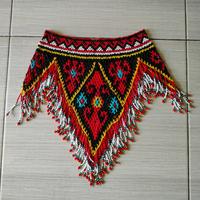 Gambar aksesoris kostum adat dayak Kalimantan rompi manik-manik hiasan dada kida kida manik pakaian adat dayak kostum tradisional budaya Kalimantan rompi segitiga rompi lancip kostum tari Dayak baju adat dayak rompi kida-kida aksesoris Borneo etnik adat suku - A dari Borneo Etnik undefined 2 Tokopedia