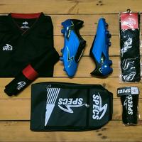 Gambar SEPATU BOLA SPECS PAKET KOMPLIT Sepatu Sepak Bola Bonus Set Jersey, Tas Jinjing, Kaoskaki & Deker - pkt5 specs satupro merah, 39, m dari sepatubolafutsal.id undefined 3 Tokopedia
