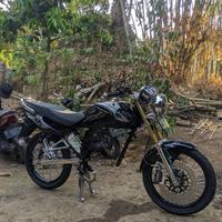 Gambar striping megapro primus variasi stiker mp variasi kode MP-SR-14 Motorcycle - silver tangki hitam, vinyl dari SL8rco.id undefined 3 Tokopedia
