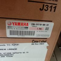 Gambar TANGKI BENSIN / FUEL TANK YAMAHA RXKING / RX KING 135 / RXK / HITAM ORIGINAL YGP 29N-F4110-00 - HITAM-YB dari Yamaha Lancar Langgeng undefined 4 Tokopedia