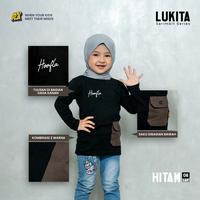 Gambar Baju Family 2024 Kaos Sarimbit Keluarga Couple Family Anak Ayah Bunda Lukita Series By Hoofla Kids Warna Hitam Katun Combed Dewasa Panjang Pendek Muslim Polos - LA HITAM, S dari Raenystore undefined 5 Tokopedia
