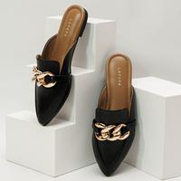 Gambar LAPEPA YUK - AMORA Sepatu Sandal Wanita Slip On Mules Size 36 - 40 Casual Sendal Slop Teplek Flat Ujung Lancip Tertutup Anti Licin Warna Black Hitam Selop Premium 37 38 39 Perempuan Kekinian Terbaru Shoes ORI Original Mall Official Store cewek kasual - Black, 40 dari Lapepa Yuk_NEW undefined 1 Tokopedia