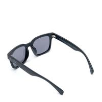 Gambar EIGER Rollick Sunglasses Kacamata Hitam Original - Merah dari Ovi Store Lamongan undefined 4 Tokopedia