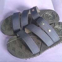 Gambar SANDAL MADURA EIGER COWOK/PRIA - hitam, 37 dari Alantaz shop undefined 3 Tokopedia