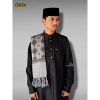 Gambar Sorban Pria Dewasa Terbaru Gus Iqdam Motif Batik Trompa Bahan Full Rayon Super Premium Selendang - F1 BTRM dari SentralPriangan undefined 5 Tokopedia